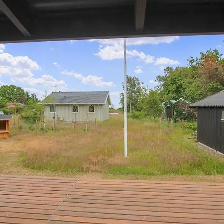 Nice In Sams With 3 Bedrooms And Wifi Prázdninový dům