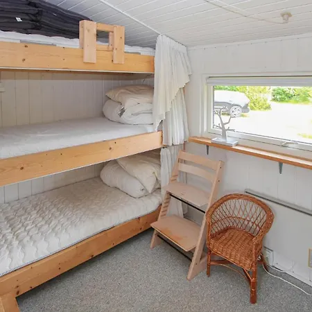 Nice In Sams With 3 Bedrooms And Wifi Prázdninový dům